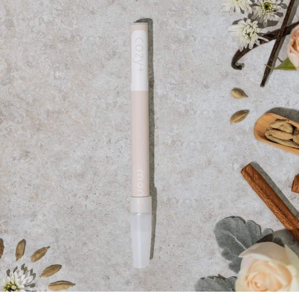 Monq + Cozy Personal Aromatherapy Diffuser